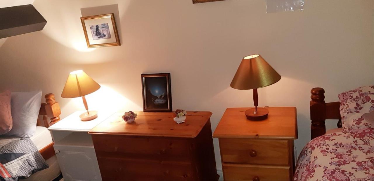 Phoenix Nights Guest House Barrow-in-Furness Buitenkant foto